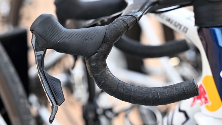 How to Wrap Handlebars on a Road Bike